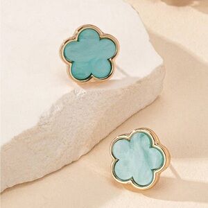 Aqua Blue Flower Earrings